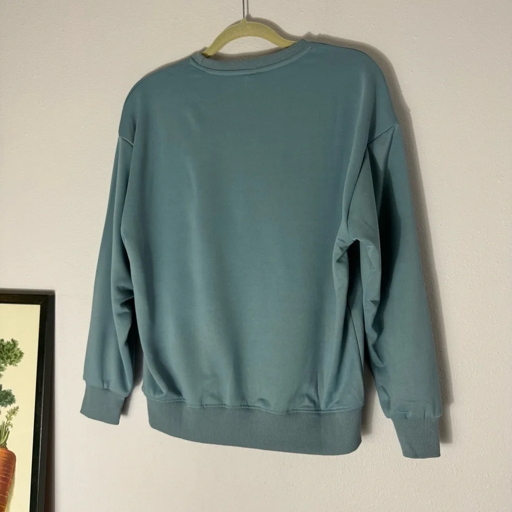 NWT Muted blue Goose Bumps sweat shirt size Medium